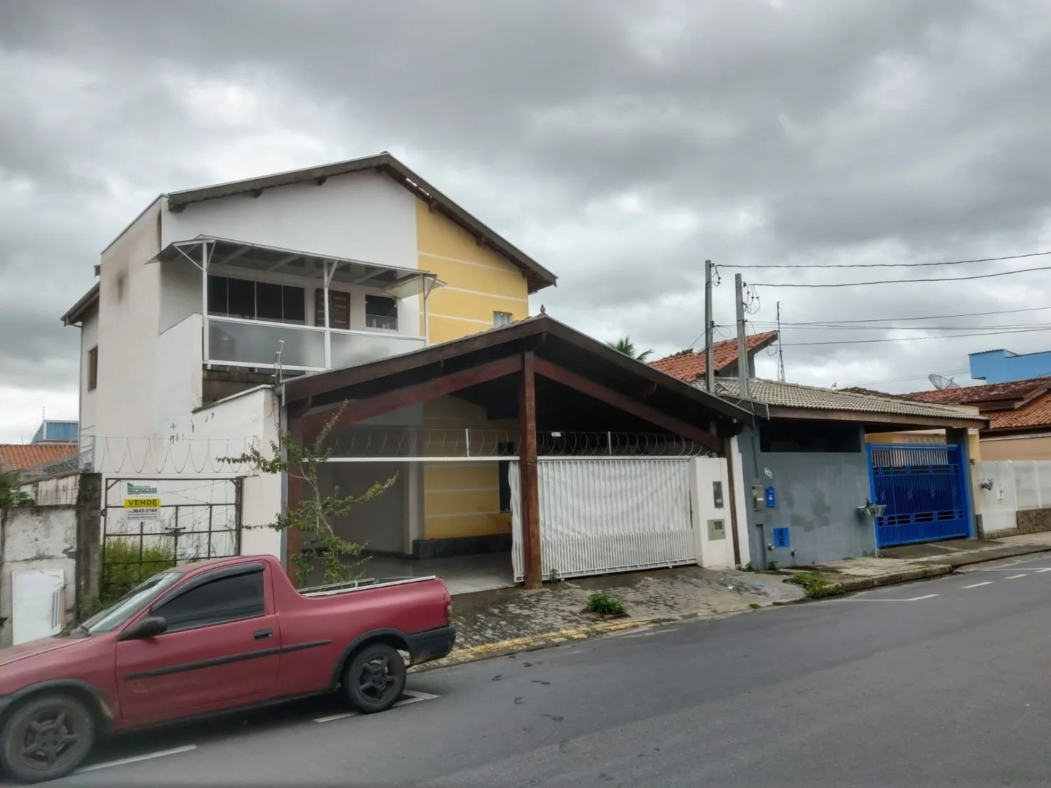 Foto do imóvel Casa à venda 4 Quartos, 4 Suites, 3 Vagas, 300M², São Benedito, Pindamonhangaba - SP