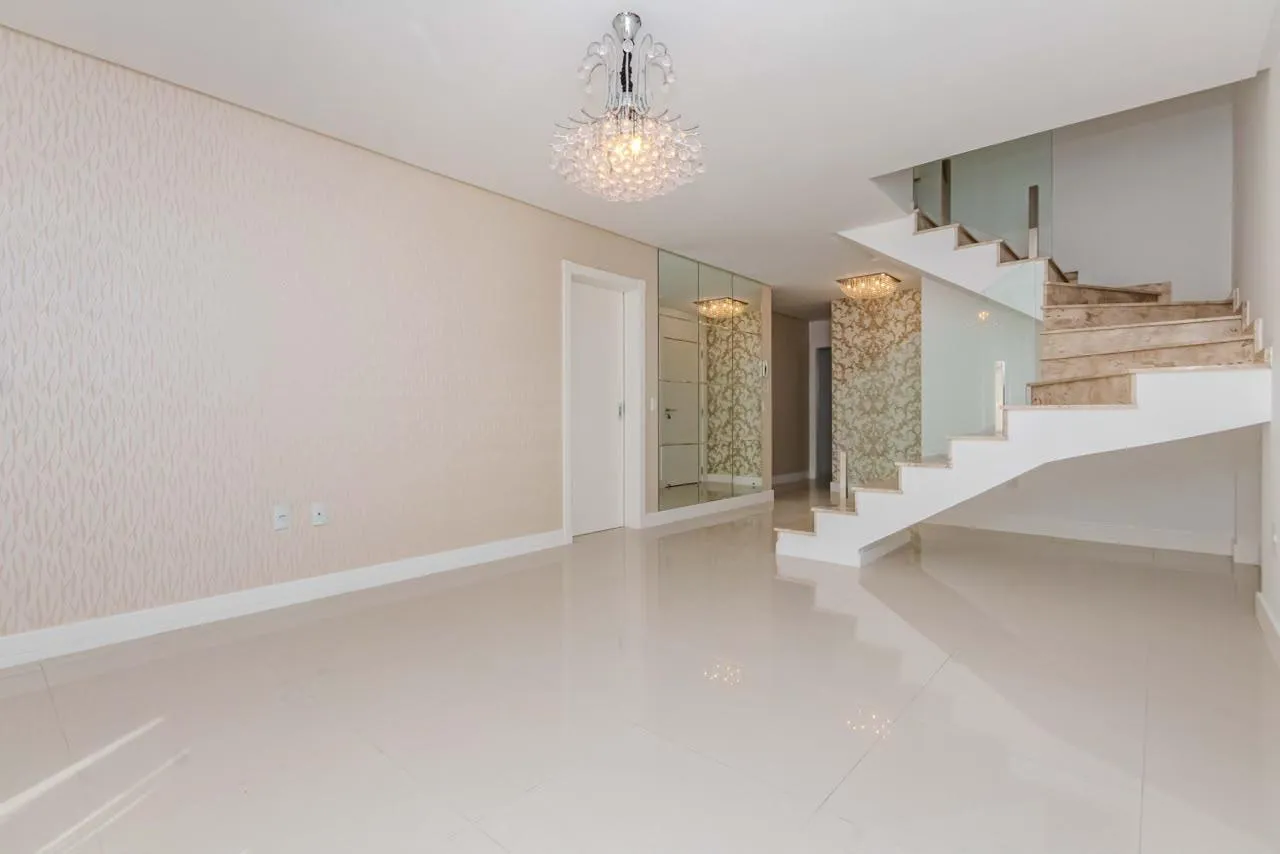 Imagem Apartamento com vista para o mar à venda com 270m2 por R$ 4.900.000,00