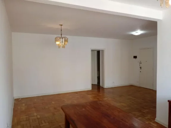 Imagem apto na Pça Roosevelt com 2 dormitórios