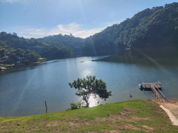 Imagem Incrível Chácara Pé Na Água Cond em Igaratá!!