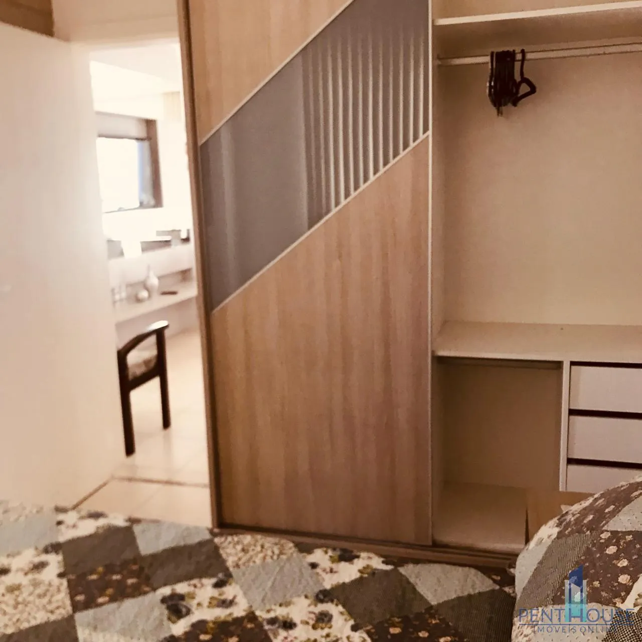 Imagem Apartamento Zona Central para Venda em Balneário Camboriú, CENTRO, 3 dormitórios, 2 suítes, 3 banheiros, 2 vagas