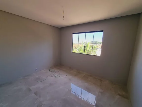 Imagem Casa à venda em Igarapé MG, bairro Resplendor.