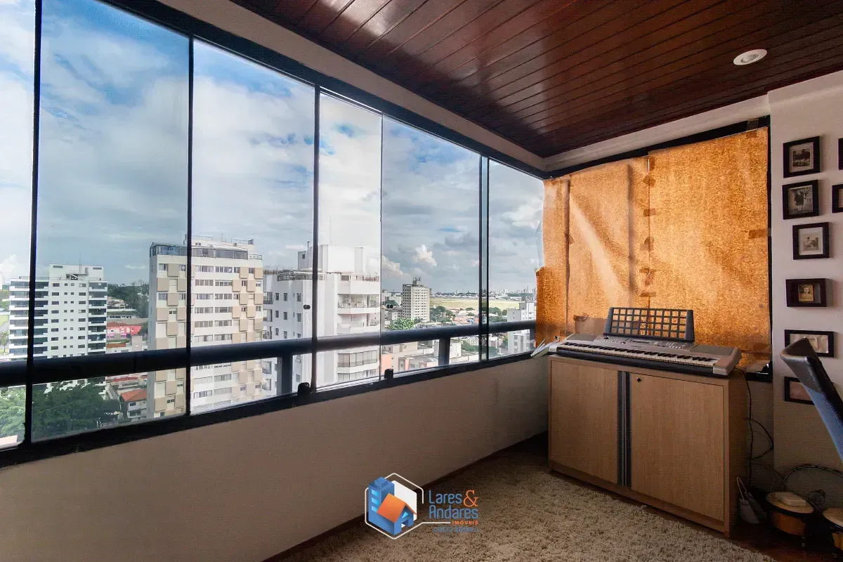 Imagem Cobertura para venda em Moema com 4 quartos, sendo 2 suítes, 455m²
