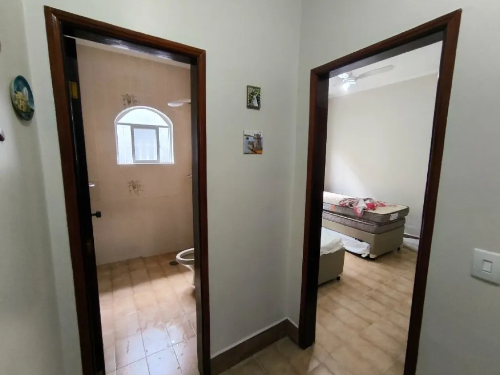 Imagem CASA COM 257,00 m² - FLÓRIDA - PRAIA GRANDE SP