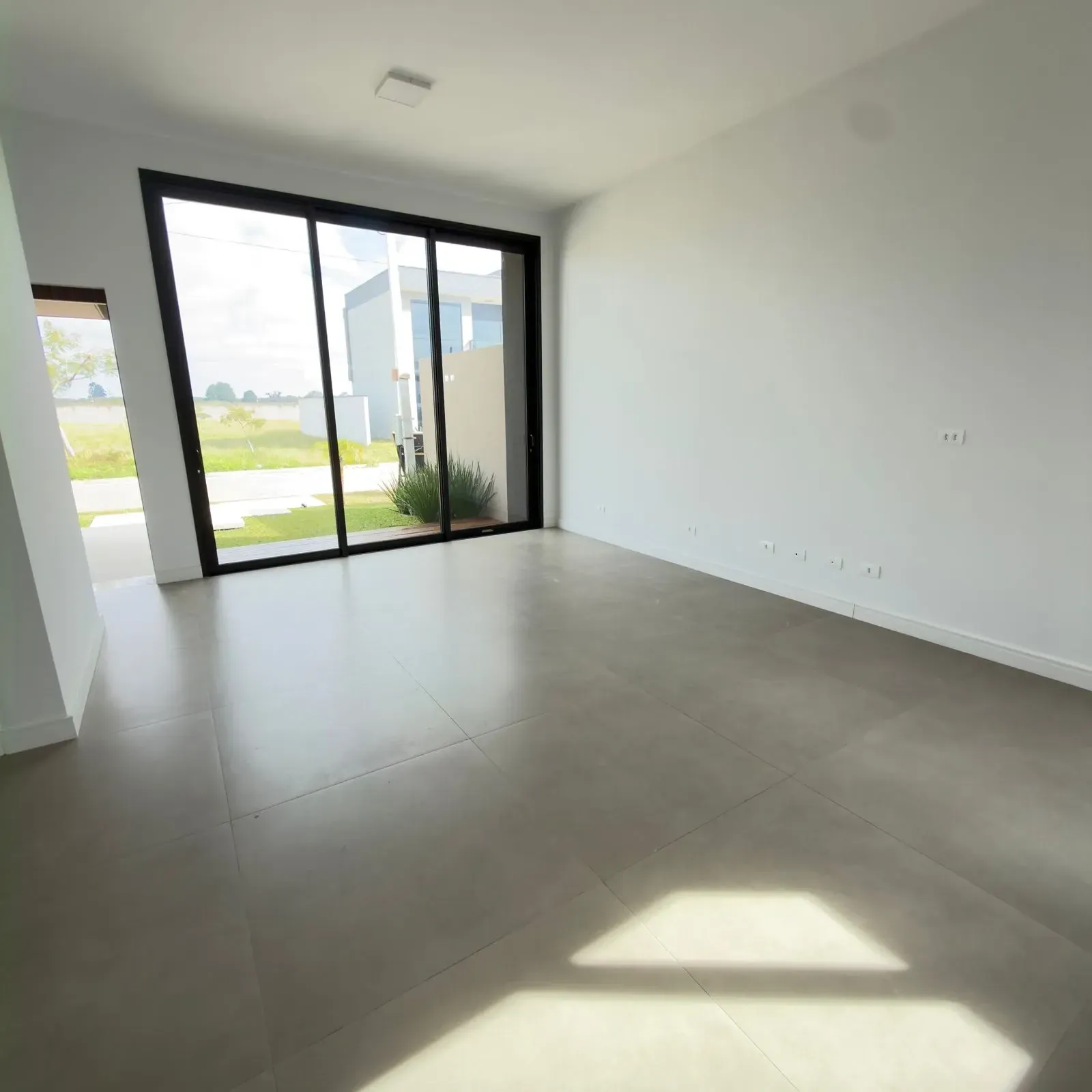 Imagem Casa com 3 Quartos à Venda, 185 metros em Ipê - São José dos Pinhais