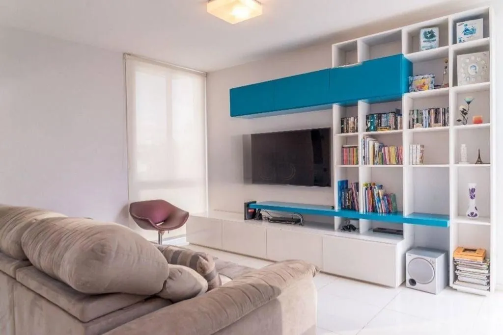 Imagem Sofisticação e conforto em casa de alto padrão no Condomínio Ibiti Royal Park