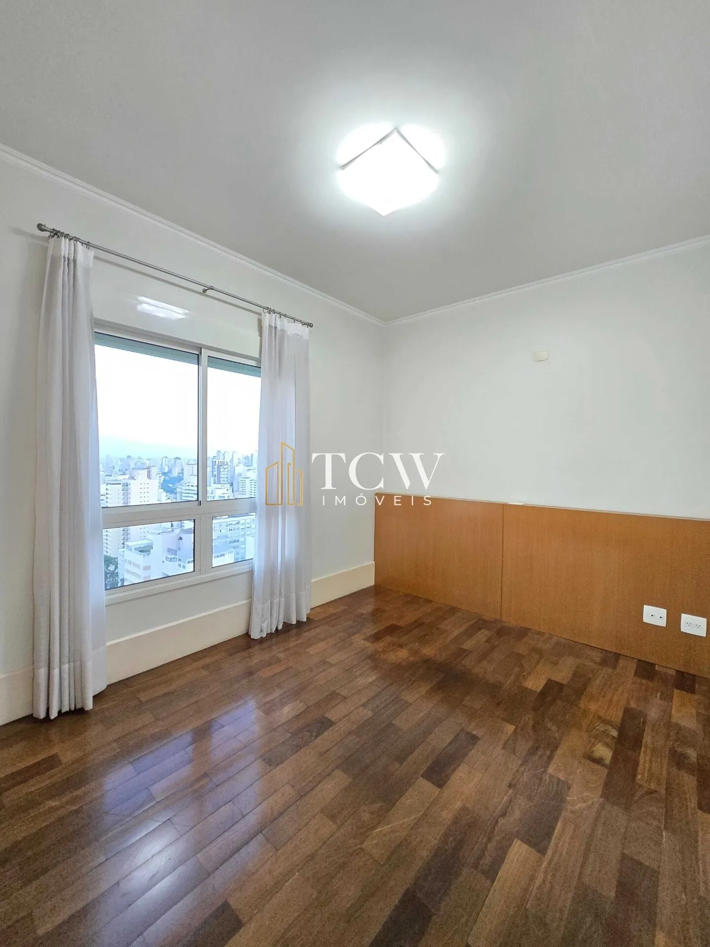Imagem Apartamento 3 Suítes em Aclimação SP