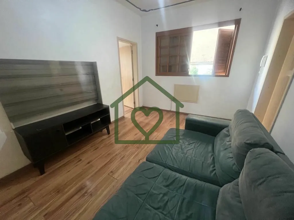 Imagem Apartamento de 80m², três dormitórios, banheiro social, living, cozinha, área de serviço, préd...