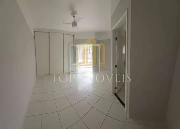 Imagem Maravilhosa casa três dormitórios suítes com sacadas ambiente integrados na reserva do bosque