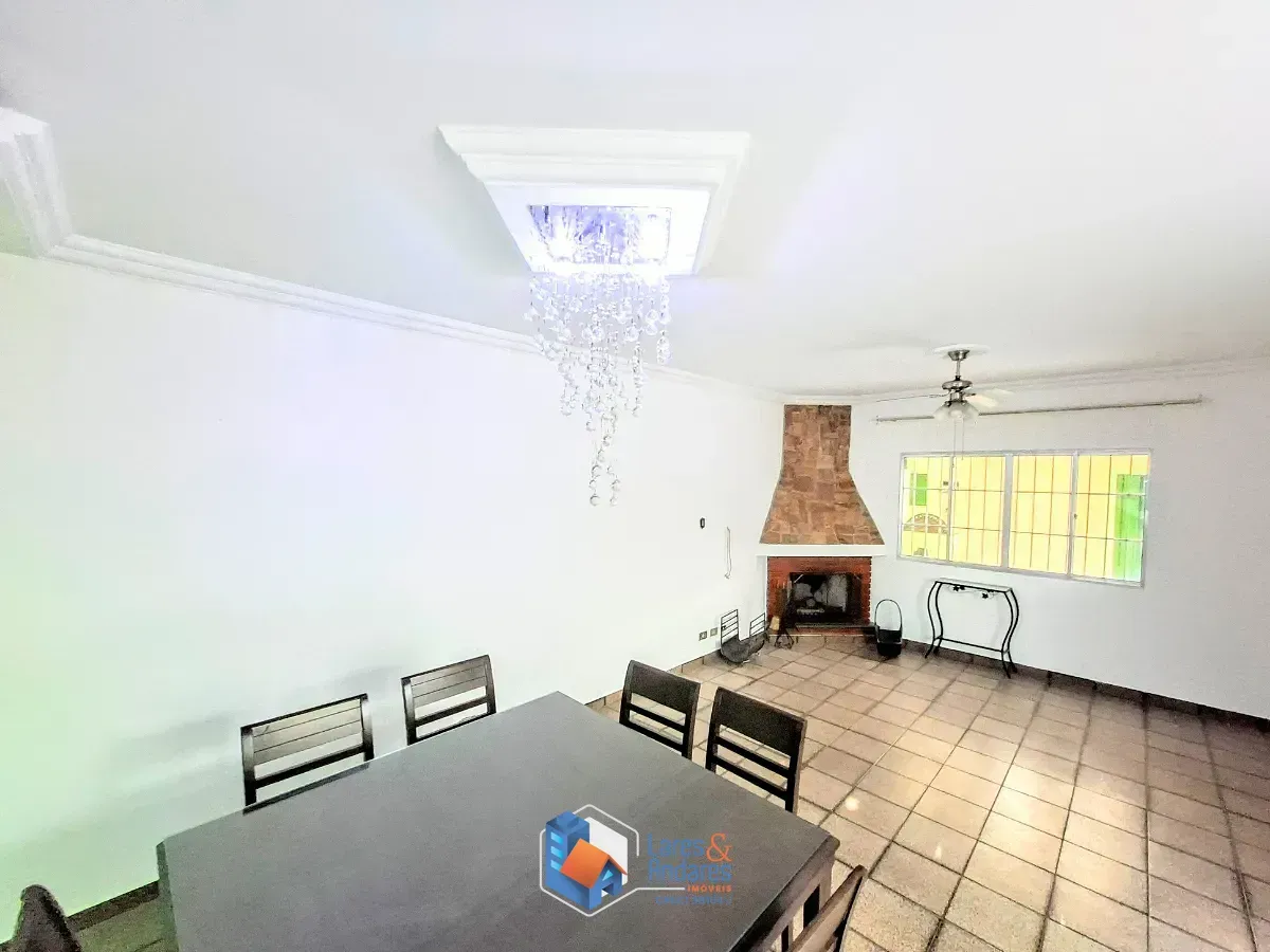 Imagem Sobrado para venda em Chora Menino com 3 quartos, sendo 1 suíte, 187m²