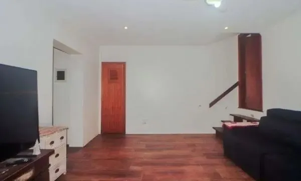 Imagem Casa sobrado no bairro Vila Ipiranga de 4 dormitórios e 2 vagas
