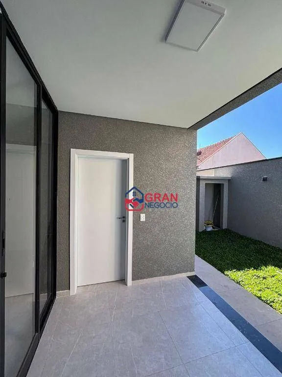 Imagem Casa de alto padrão no Condomínio, em São José dos Pinhais