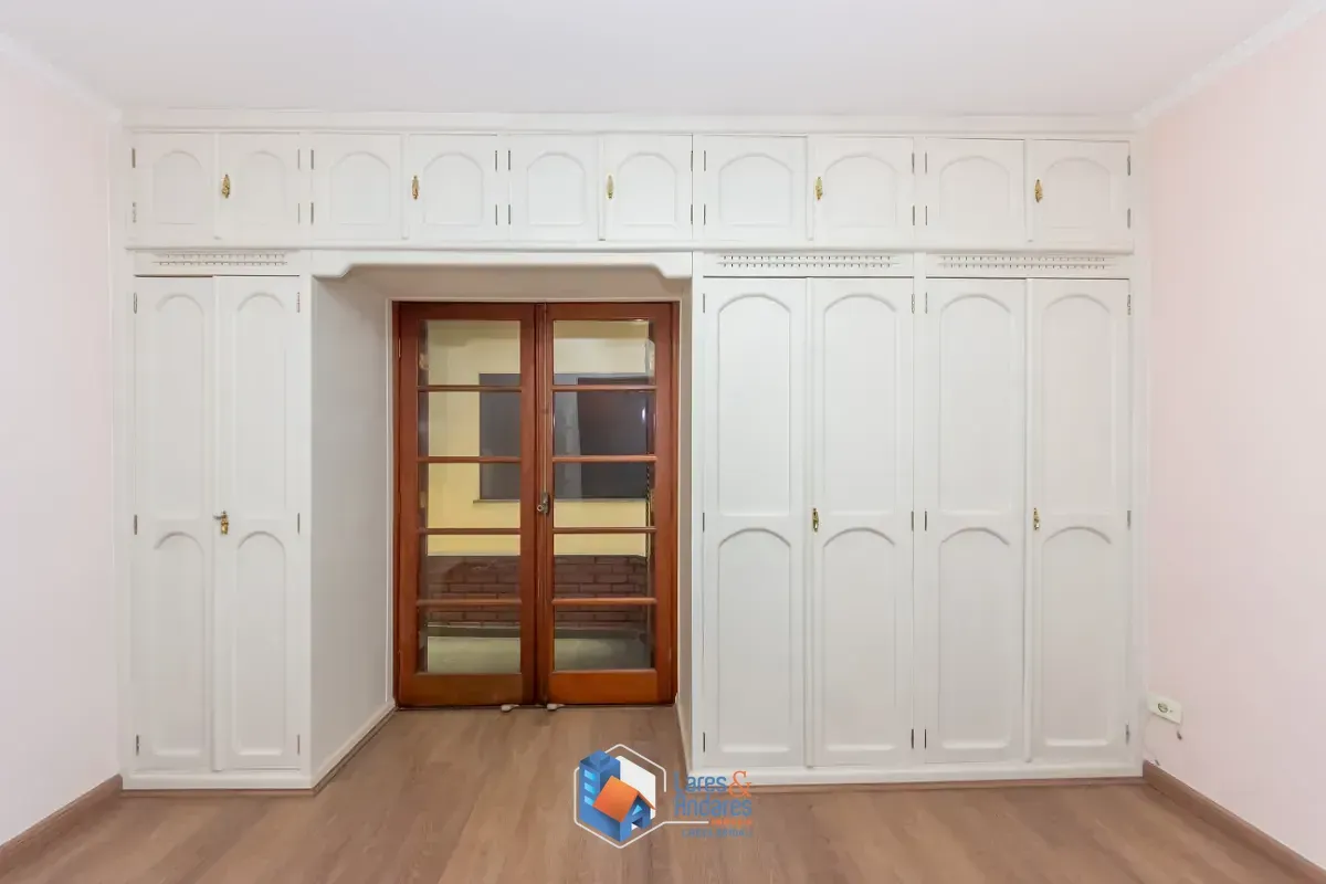 Imagem Sobrado para venda em Vila Gumercindo com 2 quartos, 156m²