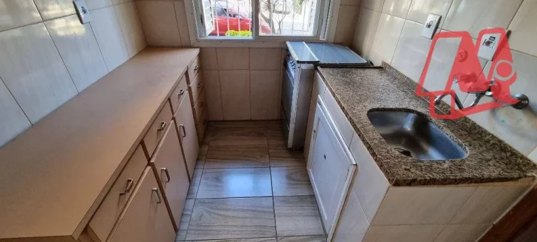 Imagem Apartamento térreo com 2 dormitórios no bairro Auxiliadora - Porto Alegre/RS