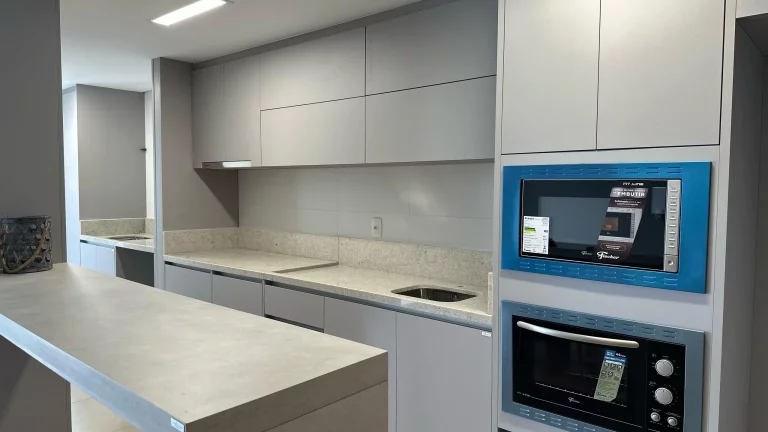 Imagem Apartamento 3 quartos sendo 1 suíte para venda no bairro Madureira em Caxias do Sul