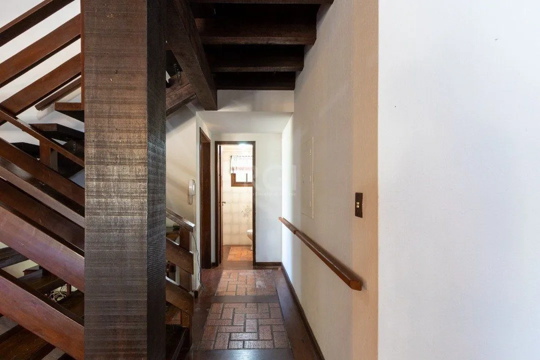 Imagem Casa para Venda - 357.28m², 4 dormitórios, sendo 1 suites, 4 vagas - Jardim Isabel