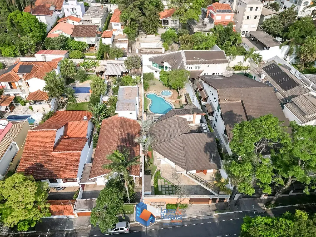 Imagem Casa para venda em Jardim Floresta com 4 quartos, sendo 3 suítes, 409m²