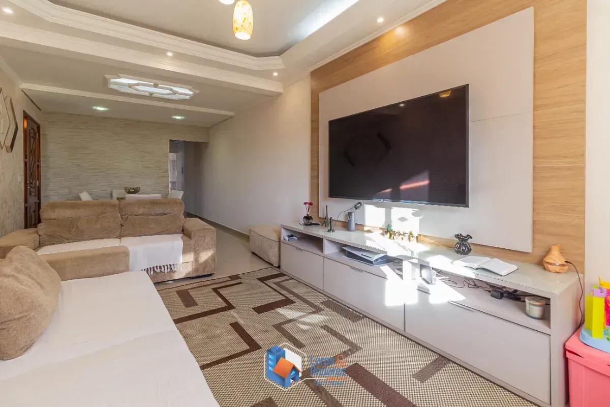 Imagem Sobrado para venda em Vila Mangalot com 4 quartos, sendo 2 suítes, 414m²