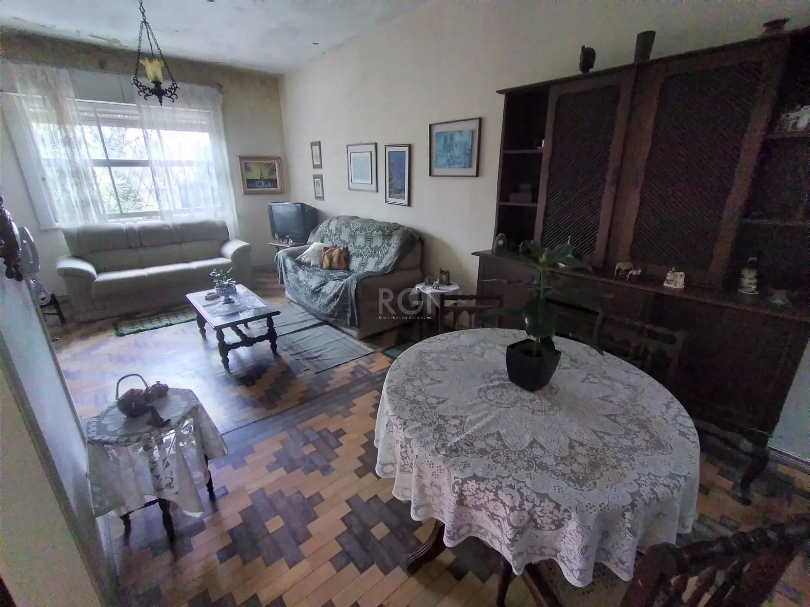 Imagem Casa para Venda - 85m², 3 dormitórios, 1 vaga - Petrópolis