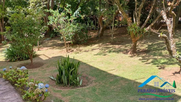 Imagem Elegante Casa em Condomínio em Santo Antônio Pinhal!