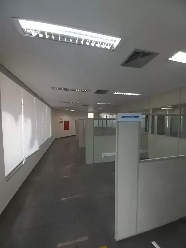 Imagem EXCELENTE IMÓVEL COMERCIAL DE ESQUINA COM ALTA VISIBILIDADE E GRANDE POTENC
