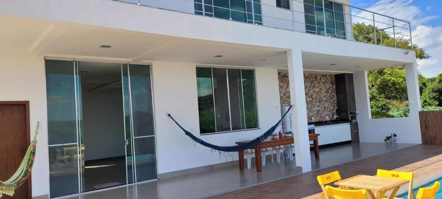 Imagem Vendo chácara de alto padrão em Carmo do Cajuru/MG com 1.300 m² de terreno