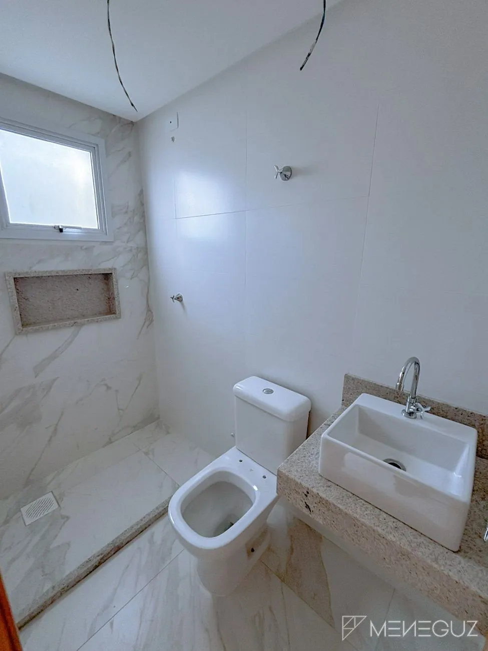 Imagem A nova fase de sua vida na Praia do Morro: Apartamento de 2 quartos no Edifício Villa Oceânica.