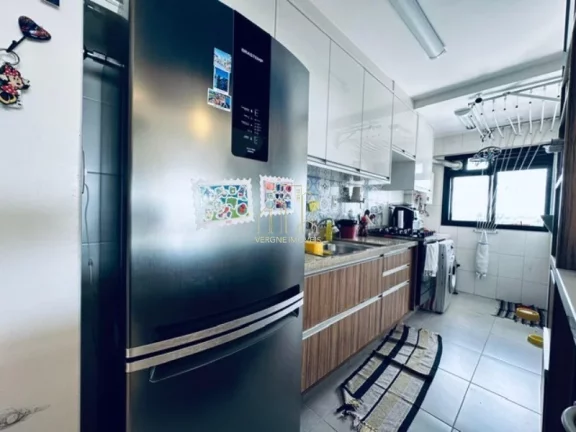 Imagem Apartamento com três quartos varanda a venda em Villa Laura