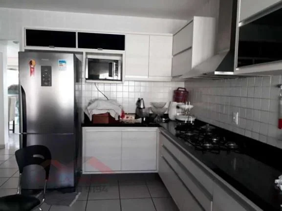 Imagem Casa em Condomínio para Venda em Teresina, Planalto Ininga, 3 dormitórios, 3 suítes, 3 banheiros, 6 vagas