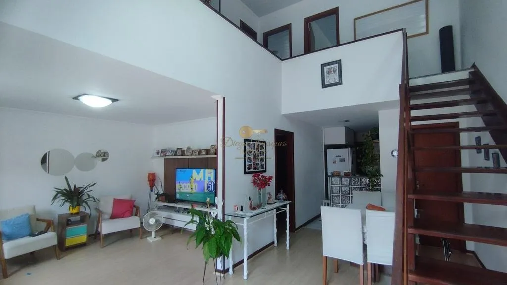 Imagem Casa em Condomínio para Venda em Teresópolis / RJ no bairro Granja Guarani