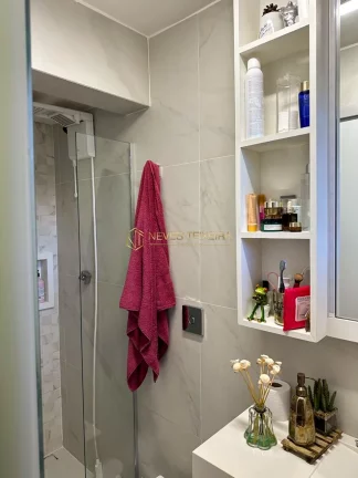 Imagem 1º Andar!!! Apartamento todo no Porcelanato!!! Armários em todos os Cômodos!!! Ar condicionado!!! Suíte com Closet!!! SQS 403!!!