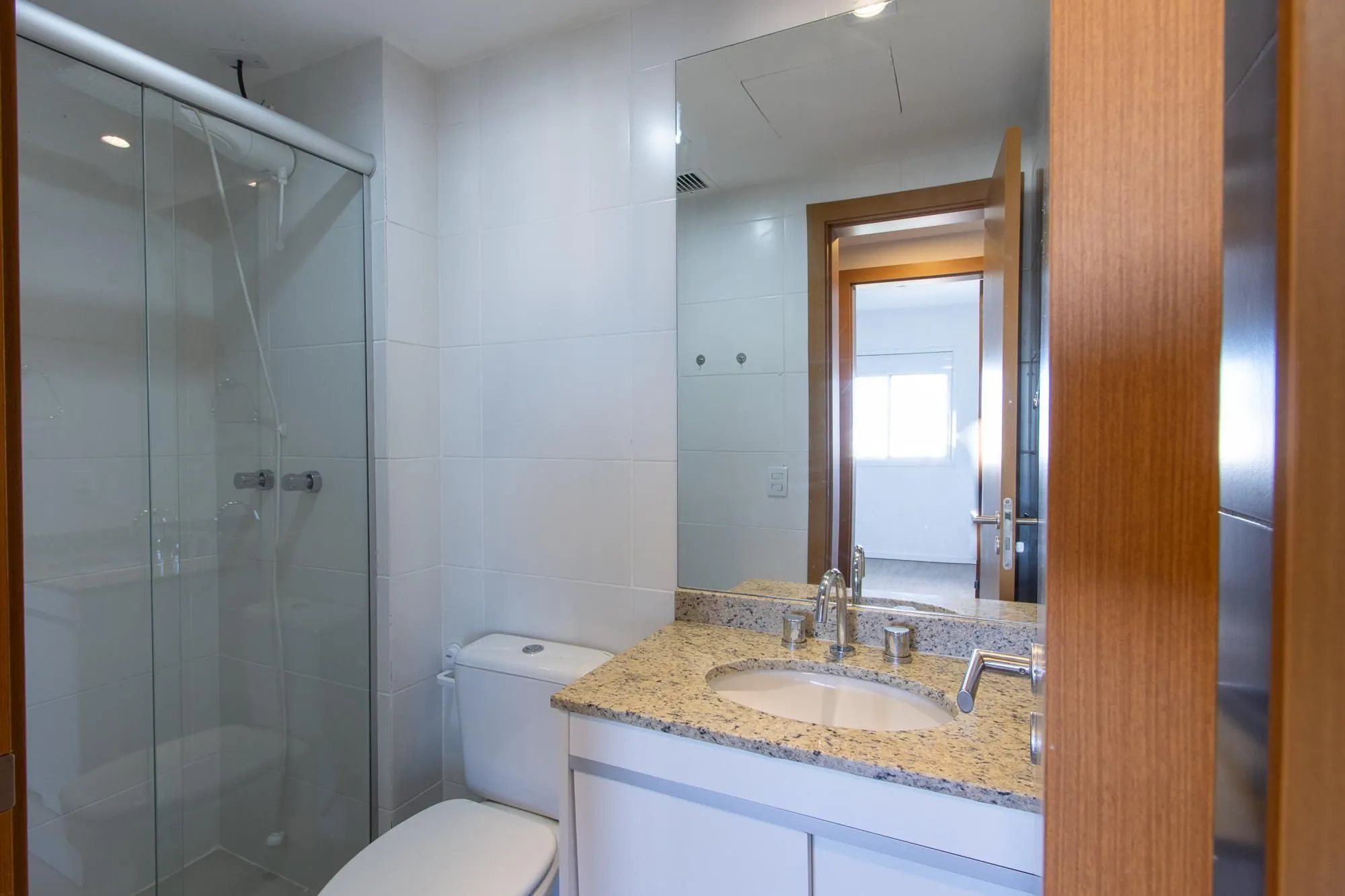 Imagem Apartamento com 2 dormitórios e 60m² à venda no bairro Tristeza