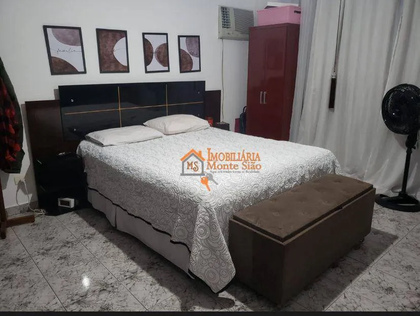 Imagem Sobrado com 2 dormitórios à venda, 137 m² por R$ 750.000,00 - Ponte Grande - Guarulhos/SP