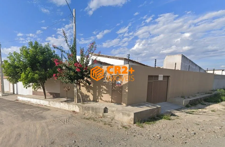 Foto do imóvel Oportunidade Única! Casa de Esquina à Venda no Loteamento Recife - Petrolina/P em Rua 15, 361 A - Loteamento Recife, Petrolina - PE