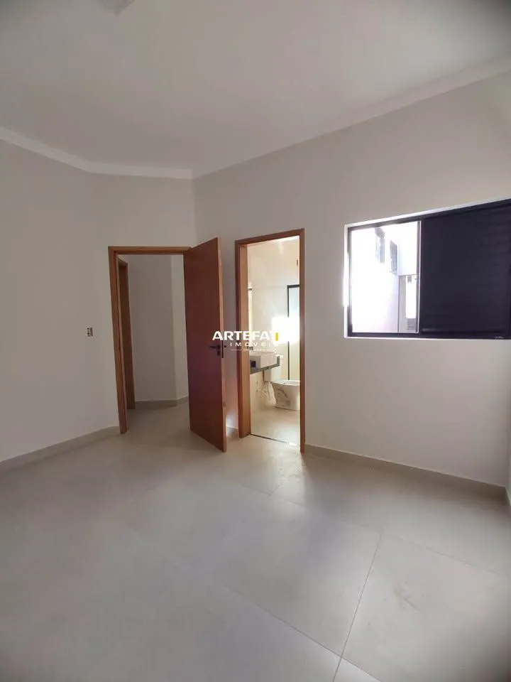 Imagem Casa à venda no Jardim Adelinha, 3 dormitórios, 1 suíte