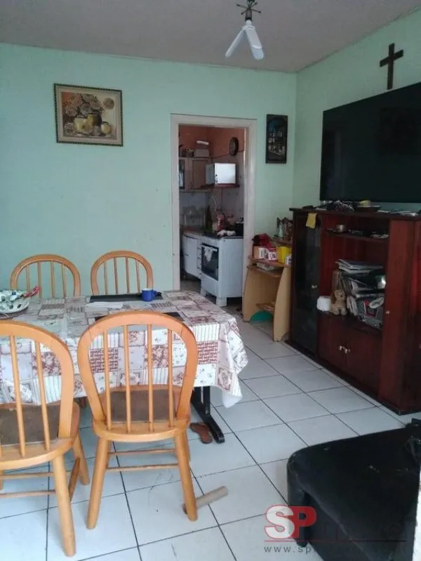 Casa à venda em São Paulo-SP, Cidade Vargas: 2 quartos, 2 banheiros, 3 vagas de garagem, 250m² de área!