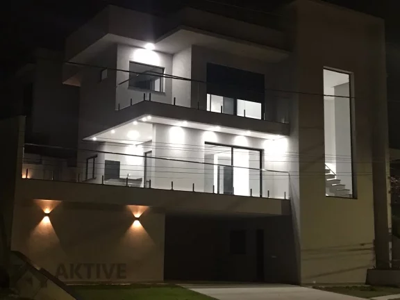 Foto do imóvel Casa de Condomínio em Suru - Santana de Parnaíba