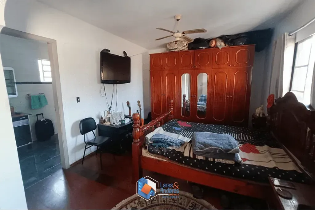Imagem Casa à venda 3 Quartos 2 Suites 4 Vagas 190M² Vila Castelo São Paulo - SP