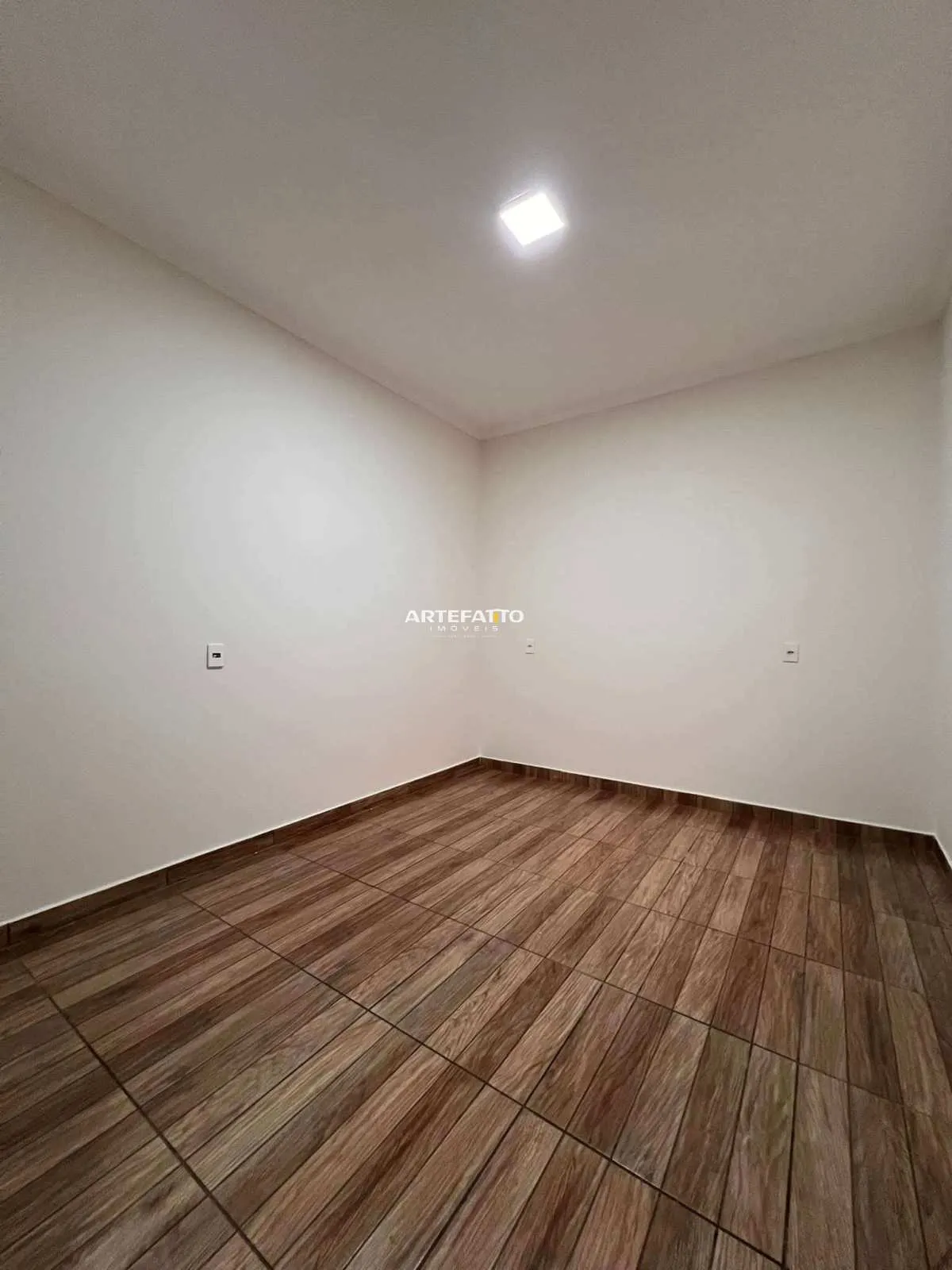Imagem Casa à venda em meio terreno no Esplanada Primo Meneghetti