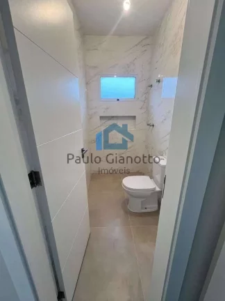 Imagem Sobrado Novo à Venda em Caucaia do Alto Cotia
