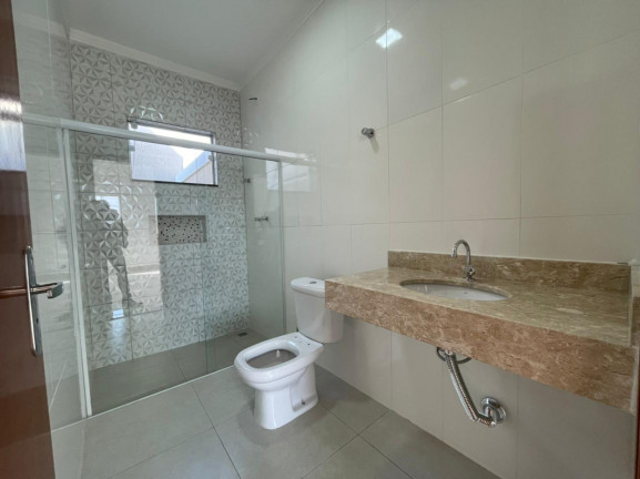 Casa com 3 Quartos à Venda, 132 m² em Jardim Alvorada - Alfenas