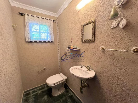Imagem Casa Térrea impecável - 5 dormitórios - 3 suítes - Piscina!