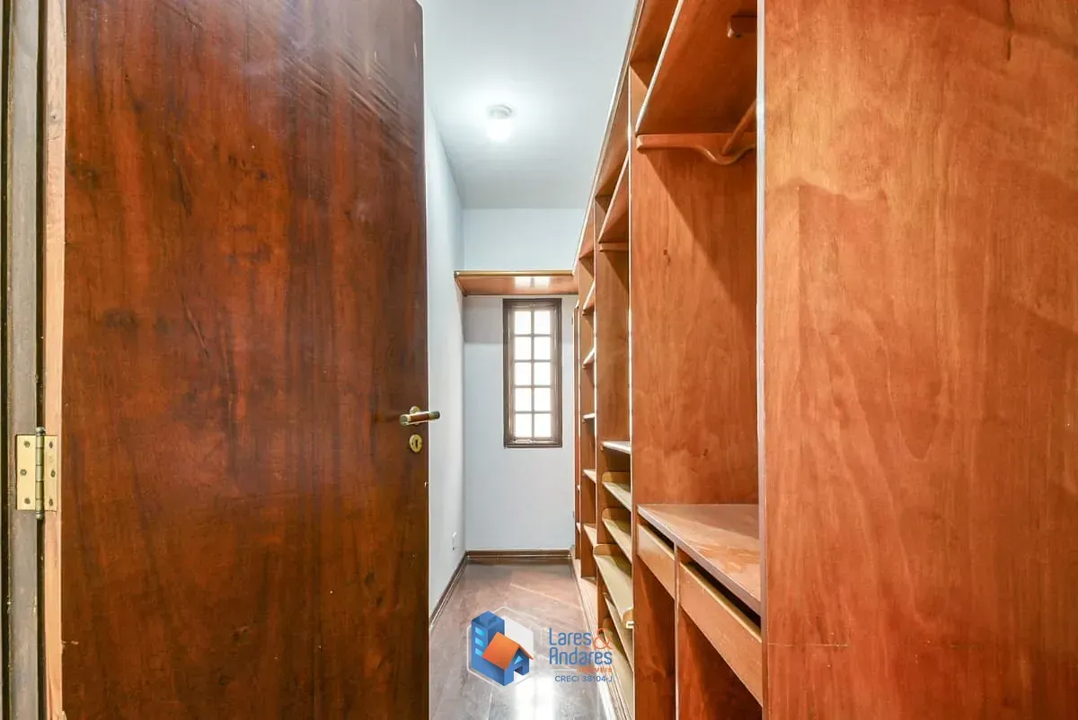 Imagem Casa para venda em Jardim da Glória com 3 quartos, sendo 1 suíte, 280m²