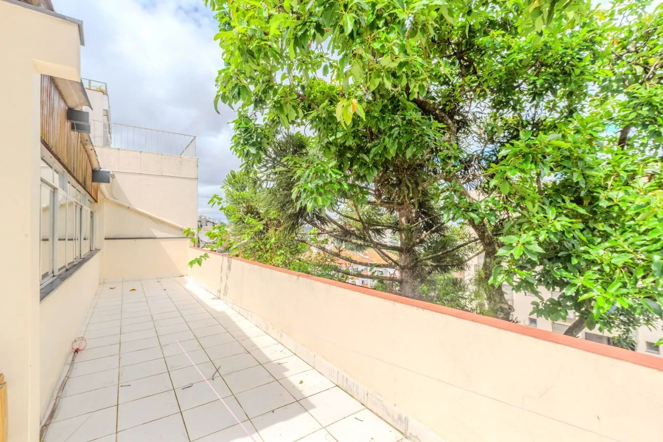 Imagem Apartamento com 3 quartos e 124m² à venda em Petrópolis, Porto Alegre. Rua Coronel Corte Real, Petrópolis, Porto Alegre