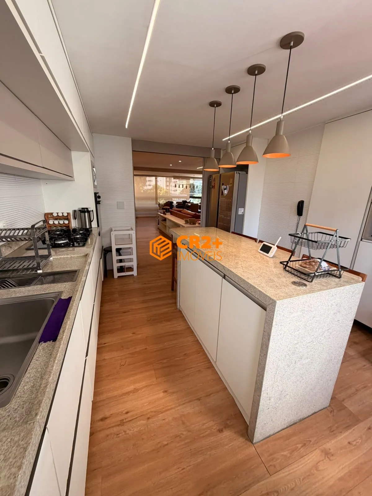 Imagem Vendo apartamento com 3 quartos, 2 suítes, 2 vagas, 134m2 em Casa Forte