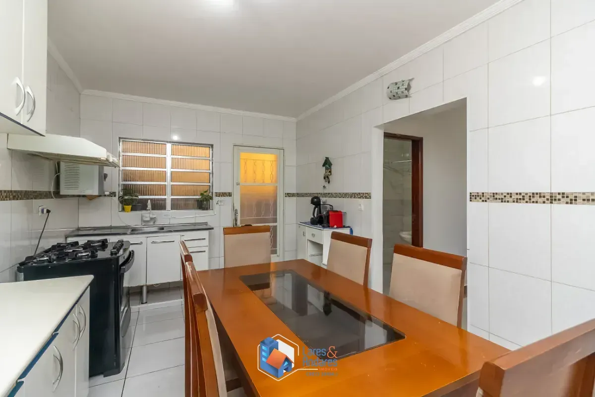 Imagem Sobrado para venda em Vila Itaberaba com 5 quartos, sendo 1 suíte, 220m²