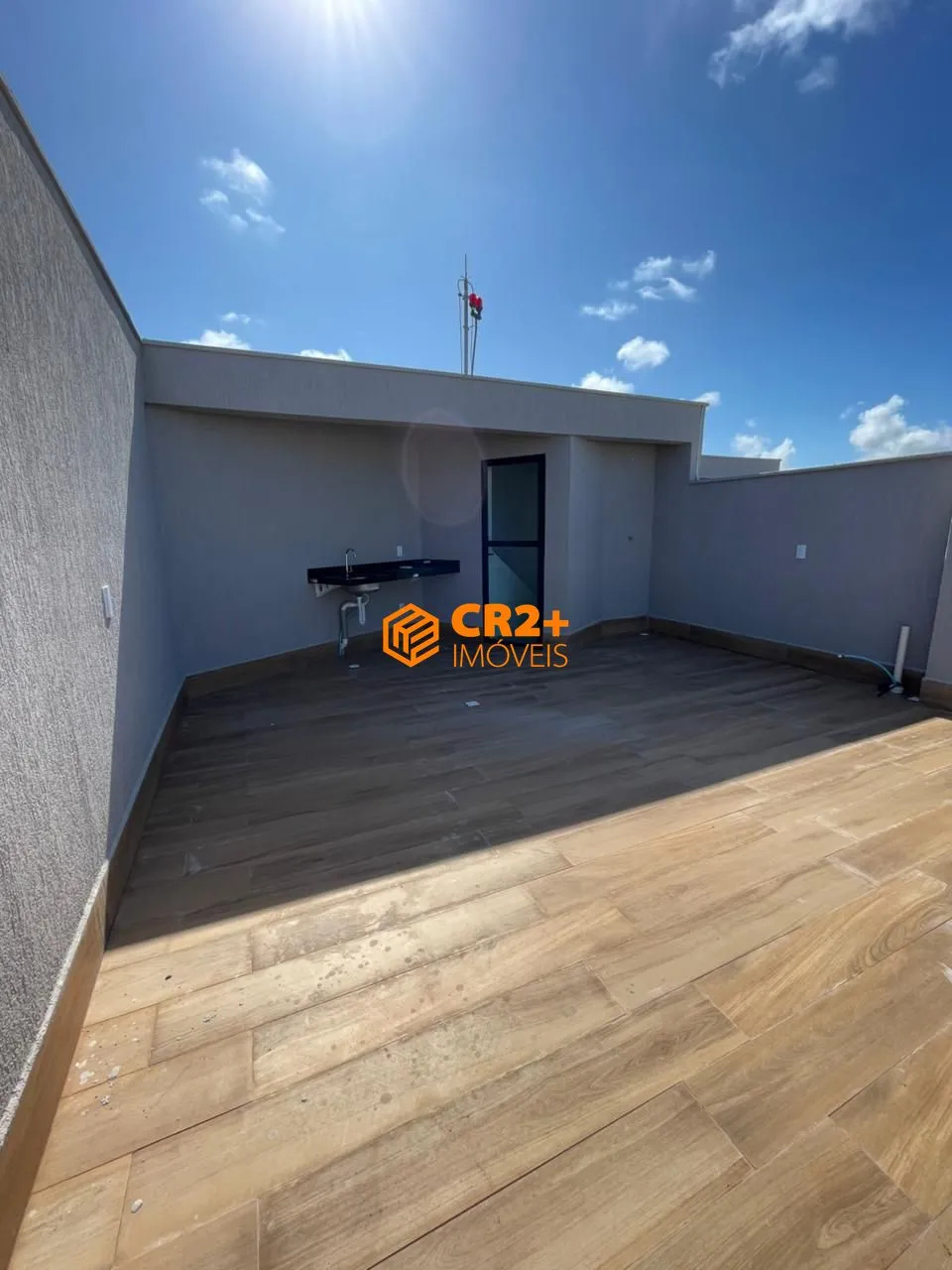 Imagem Rooftop à Beira Mar de Carneiros com 74 metros / Pronto para morar ou investir!