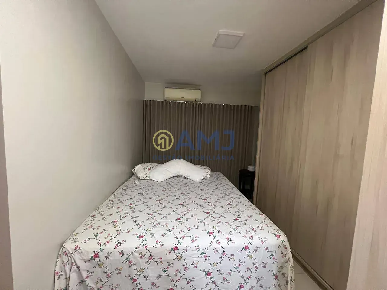 Imagem À VENDA | APARTAMENTO REFORMADO NO SETOR BUENO