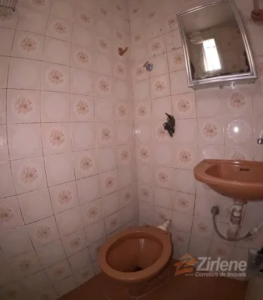 Imagem APARTAMENTO DE 2 QUARTOS SENDO 1 SUÍTE NA SEGUNDA QUADRA DO MAR.