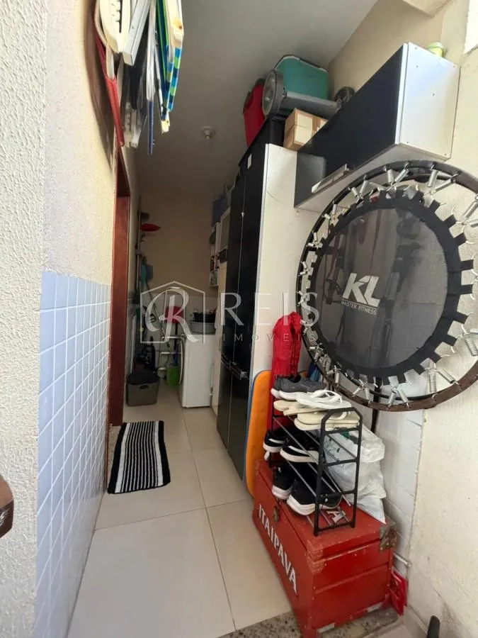 Imagem Casa para Venda em Rio das Ostras, Terra Firme, 3 dormitórios, 1 suíte, 3 banheiros, 1 vaga
